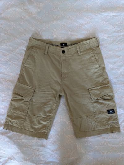 Лот: 25556035. Фото: 1. Карго шорты DC Shoes. USA. Оригинальные. Брюки, джинсы, шорты