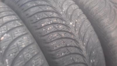 Лот: 10303164. Фото: 1. Зимняя резина GoodYear R16. Шины
