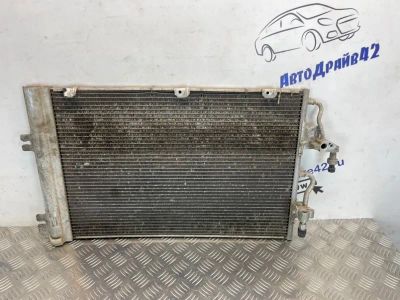 Лот: 21702921. Фото: 1. радиатор кондиционера Opel Astra... Двигатель и элементы двигателя