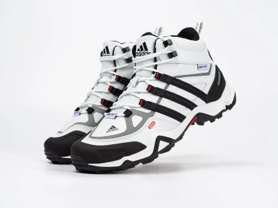 Лот: 24974700. Фото: 1. Зимние Ботинки Adidas Terrex Winter. Кеды, кроссовки, слипоны
