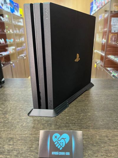 Лот: 16963351. Фото: 1. Playstation 4 PRO подставка для... Аксессуары, геймпады