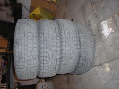 Лот: 546219. Фото: 1. Зимняя резина Falken 195/60/15. Шины