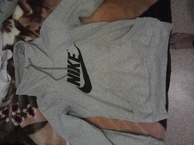 Лот: 3248812. Фото: 1. совершенно новая кофта Nike!. Другое (спортивная одежда)