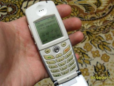 Лот: 815375. Фото: 1. Samsung pininfarina. Кнопочные мобильные телефоны