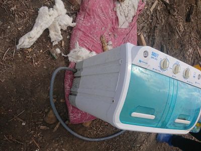 Лот: 17634631. Фото: 1. Стиральный аппарат. Стиральные машины