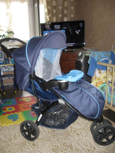 Лот: 3907815. Фото: 1. Продам прогулочную коляску Geoby... Коляски