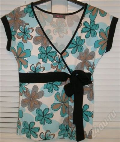 Лот: 496209. Фото: 1. трикотажная кофточка р.38-42. Пиджаки, жакеты, жилеты