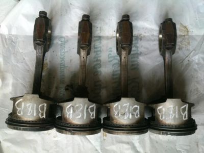 Лот: 11550500. Фото: 1. Поршень с шатуном B18B Honda Integra... Двигатель и элементы двигателя