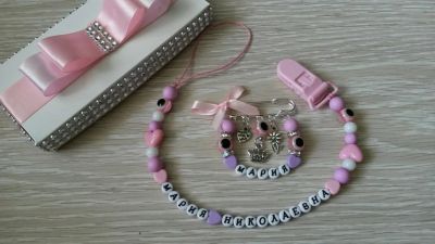Лот: 10629683. Фото: 1. Именные булавочки, браслеты, держатели... Аксессуары