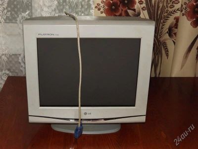 Лот: 2095650. Фото: 1. Монитор старый но хороший !!!. ЭЛТ-мониторы