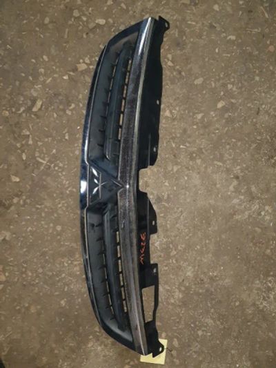Лот: 21411504. Фото: 1. решетка радиатора Mitsubishi Colt... Двигатель и элементы двигателя