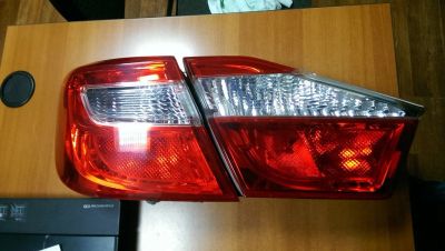 Лот: 10798742. Фото: 1. Оптика оригинал Camry v50. Оптика и освещение
