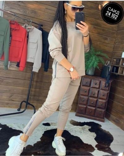 Лот: 17388608. Фото: 1. Костюм новый **** много лотов... Спортивные костюмы
