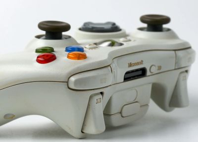Лот: 12712615. Фото: 1. Джойстик XBOX 360 Беспроводной. Аксессуары для игровых приставок, консолей, геймпады