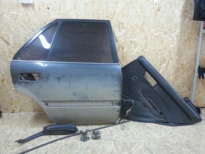Лот: 7011143. Фото: 1. Дверь Toyota corona at170 задняя... Кузов
