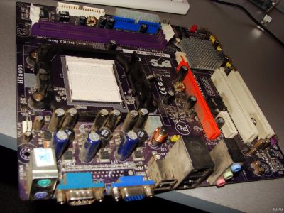 Лот: 13665480. Фото: 1. Материнская плата ECS GeForce... Материнские платы