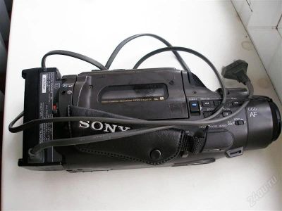Лот: 880321. Фото: 1. Видеокамера Sony ccd-FX-270E. Видеокамеры