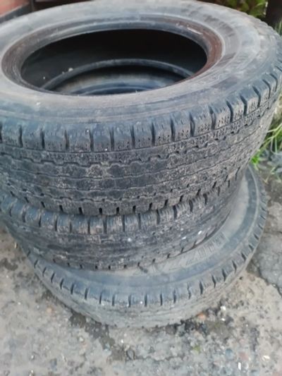Лот: 25663021. Фото: 1. Шины 145/80/12LT Bridgestone Blizzak... Шины