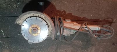 Лот: 21560303. Фото: 1. УШМ 230/болгарка. Электроинструмент