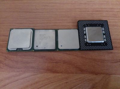 Лот: 15555005. Фото: 1. Процессоры Intel (одним лотом). Процессоры