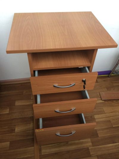 Лот: 9415507. Фото: 1. Тумба с ящиком под ключ 75 см... Тумбы