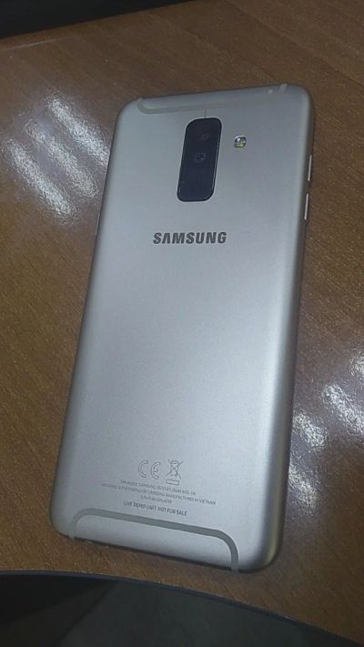 Лот: 17524802. Фото: 1. Samsung A6+ live demo gold. Смартфоны