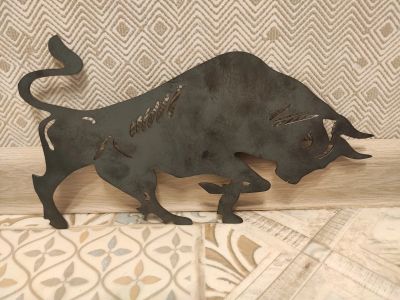 Лот: 17137155. Фото: 1. Металлический значок, фигурка... Фигурки, статуэтки