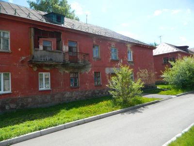 Лот: 4279998. Фото: 1. Продам 3-комн. на Комбайностроителей... Квартиры, студии