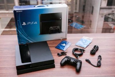 Лот: 4640275. Фото: 1. PlayStation 4 (NFS Rivals, FIFA14... Игровые приставки, консоли