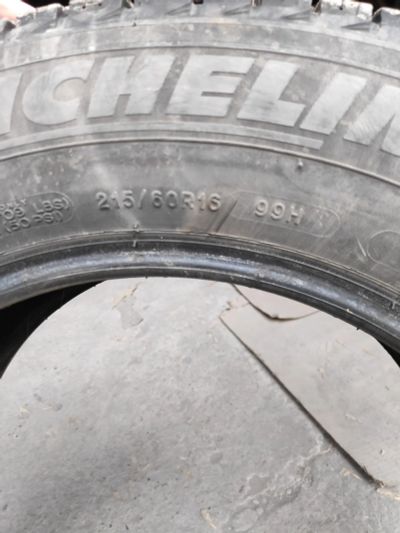 Лот: 13501508. Фото: 1. Шины Michelin 215/60R16. Шины
