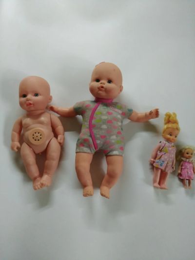 Лот: 19215099. Фото: 1. Куклы 4 шт. Куклы и аксессуары