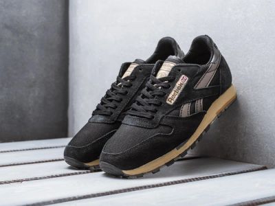 Лот: 4896697. Фото: 1. Кроссовки Reebok Classic Leather... Кеды, кроссовки, слипоны