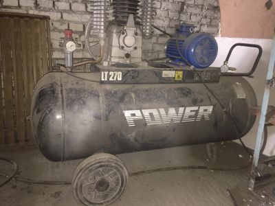 Лот: 11713713. Фото: 1. Компрессор. Компрессоры автомобильные, шинные насосы