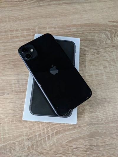 Лот: 18757287. Фото: 1. iPhone 11 64gb. Год в использование... Смартфоны