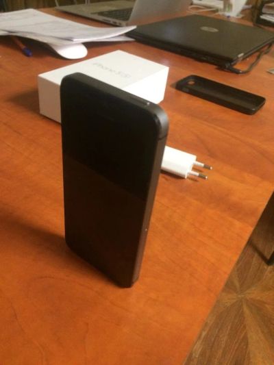 Лот: 9434291. Фото: 1. iPhone 5s 16Gb. Смартфоны