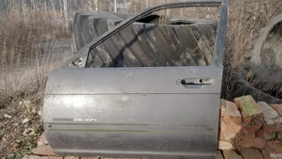 Лот: 15837639. Фото: 1. Передняя левая дверь Toyota Corsa... Кузов