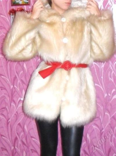 Лот: 2258897. Фото: 1. Шуба из искусственного меха. Верхняя одежда