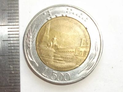 Лот: 7669912. Фото: 1. Монета 500 лир Италия 1986 архитектура... Европа