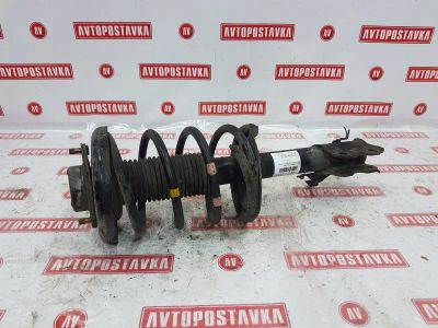 Лот: 20904035. Фото: 1. Стойка подвески Nissan Serena... Ходовая, подвеска, рулевое управление