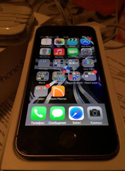 Лот: 4271946. Фото: 1. Продам iPhone 5s 16gb space grey... Смартфоны