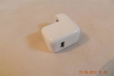 Лот: 2094922. Фото: 1. USB зарядное устройство для ipad... Зарядные устройства, блоки питания, адаптеры сетевые для смартфонов