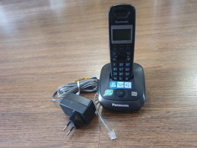 Лот: 20653470. Фото: 1. Телефон Panasonic KX-TGA251RU. DECT и радиотелефоны