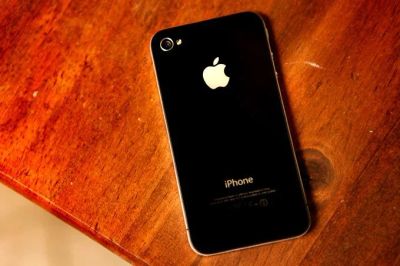 Лот: 13448363. Фото: 1. iphone 4 32gb. Смартфоны