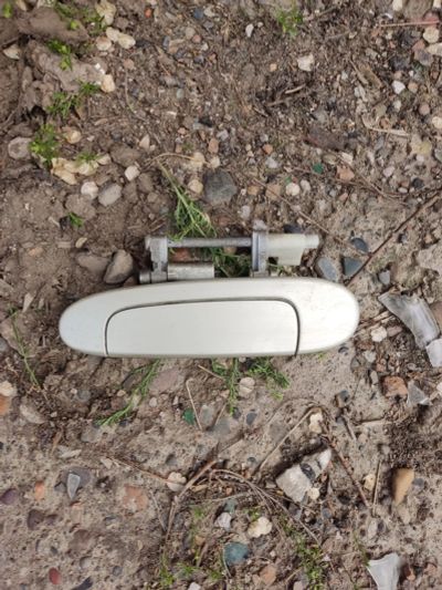 Лот: 22862847. Фото: 1. Ручка внешняя Toyota Vitz 1999-2005... Кузов