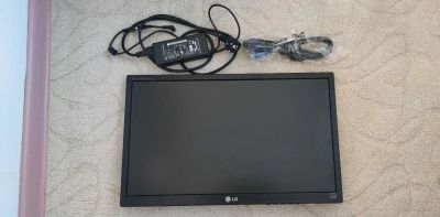 Лот: 20656227. Фото: 1. Монитор Lg E2242C. ЖК-мониторы
