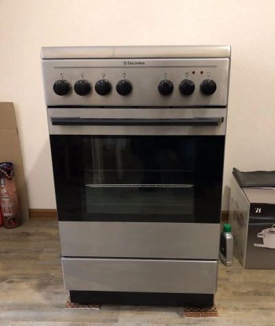 Лот: 16922308. Фото: 1. Плита Electrolux стеклокерамика. Плиты, духовые шкафы, варочные поверхности