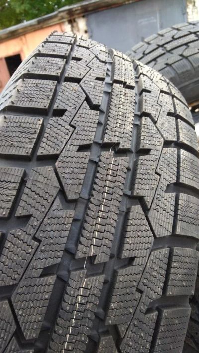 Лот: 10450954. Фото: 1. Совершенно новая липучка Toyo. Шины