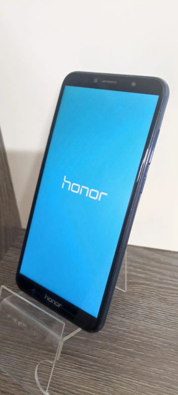 Лот: 19848915. Фото: 1. Смартфон HONOR 7A Pro. Смартфоны
