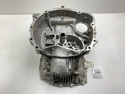 Лот: 21349459. Фото: 1. Колокол КПП Subaru Outback 2018... Двигатель и элементы двигателя