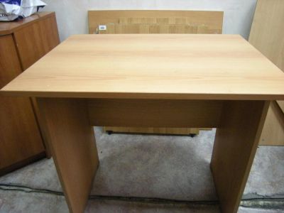 Лот: 9383890. Фото: 1. Стол офисный, тип 4. Компьютерные и письменные столы